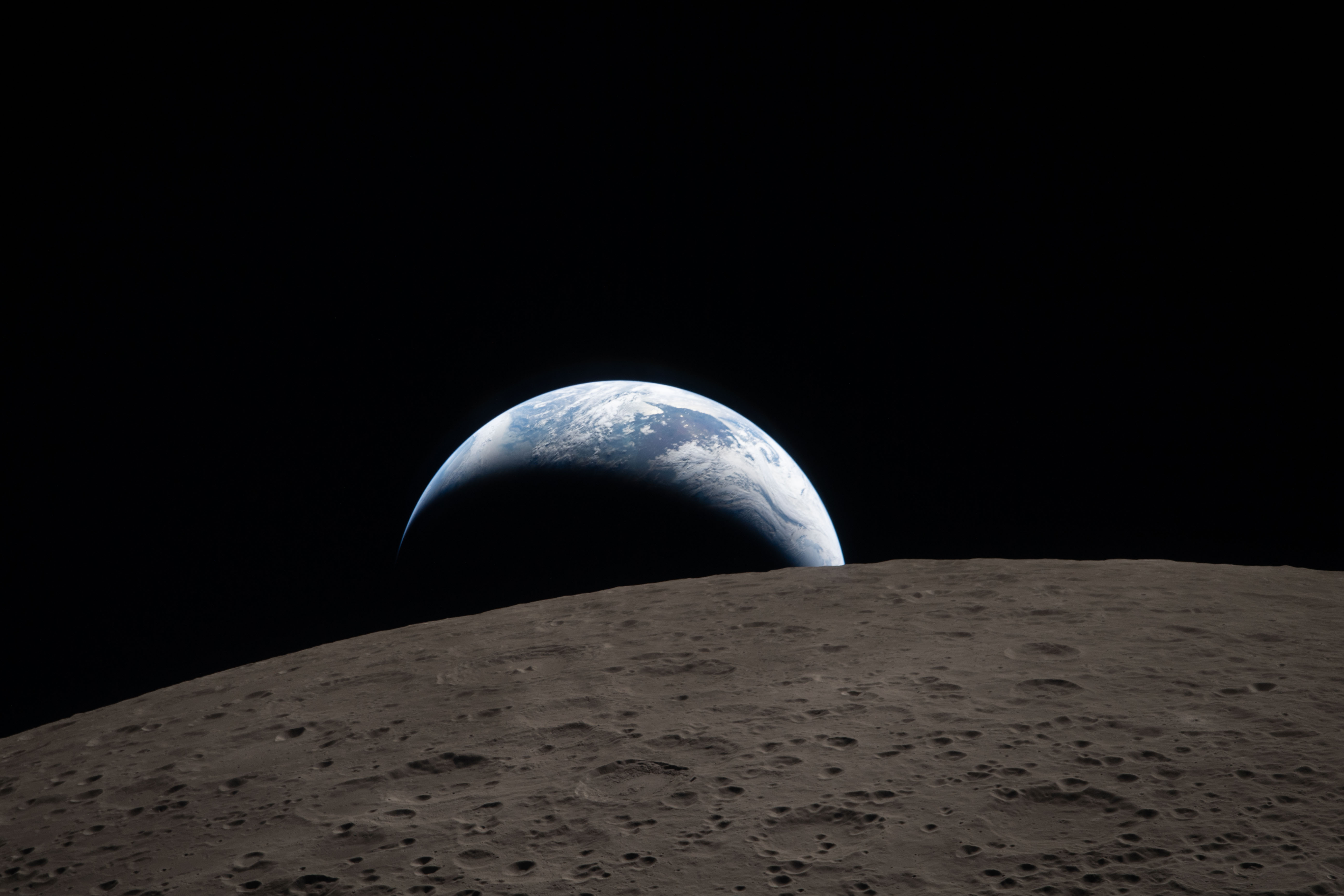 Artemis Rising: Why NASA's Return to the Moon Is Worth Every Penny and Every Delay